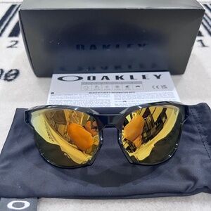 Oakley Kaast Polished Black Prizm 24k Gold Mirror Lens Sunglasses